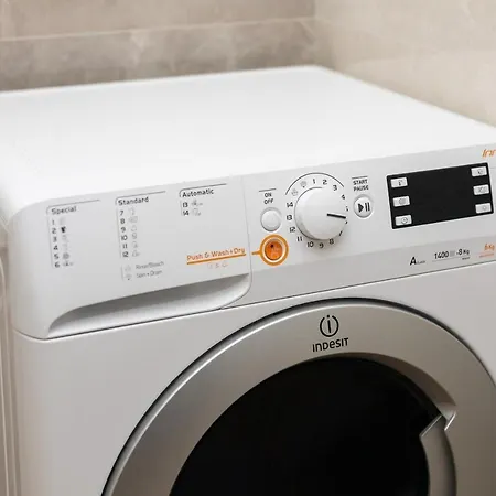 Rent Like - Grzybowska 85 Ii